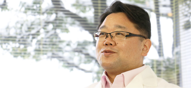 特集　心を救う　小柳氏との対談　人を救う道へのきっかけ